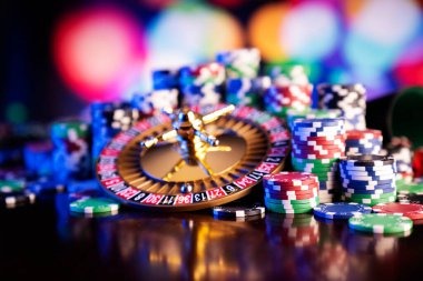sontoto Angka Main roulette wheel and live dealer broadcast from professional casino studio